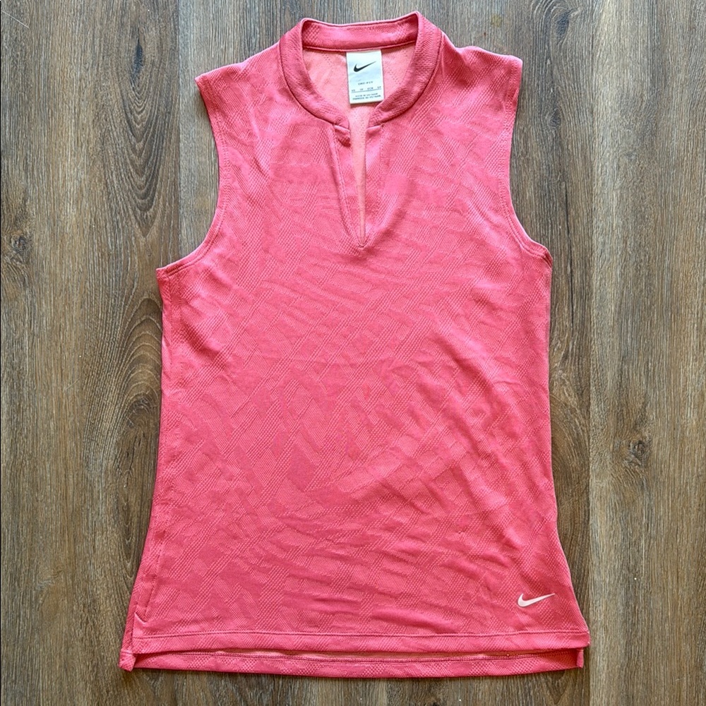Nike Pink Sleeveless Athletic Tank with Mandarin Collar for Golf/Tennis